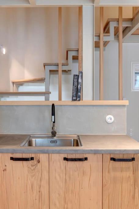 Apartament Nomade Vibrant Living Loft Ermupoli Zewnętrze zdjęcie
