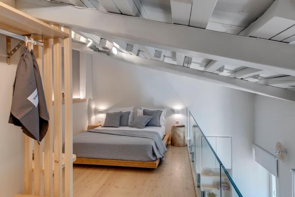 Apartament Nomade Vibrant Living Loft Ermupoli Zewnętrze zdjęcie
