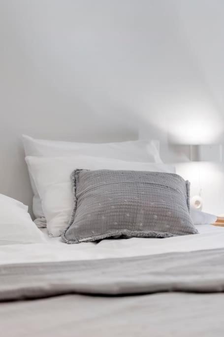 Apartament Nomade Vibrant Living Loft Ermupoli Zewnętrze zdjęcie